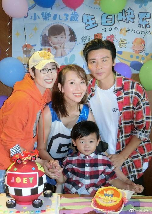 吃瓜入口热心的朝阳,揭秘娱乐圈幕后风云