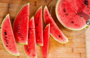 最近亳州吃瓜事件,一场网络热议背后的真相与反思